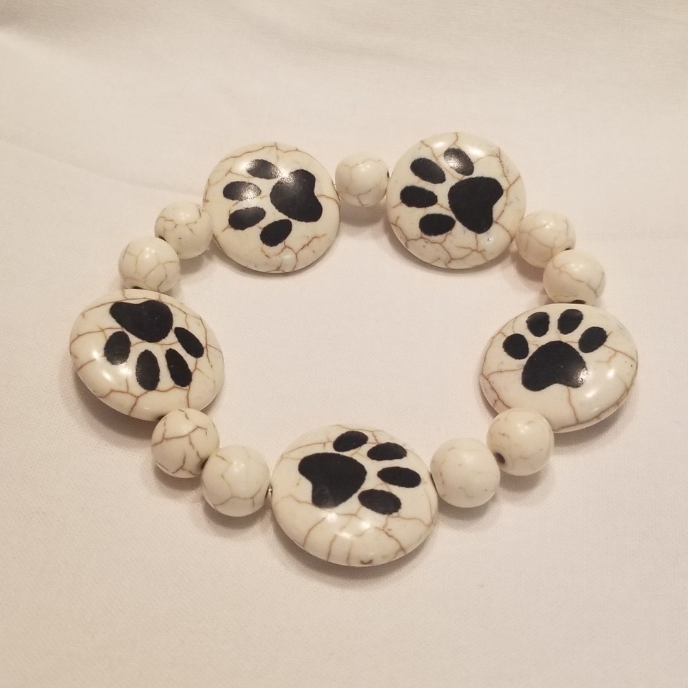 🎉HPx2!! 🐶 Super cute paw prints stretch bracelet